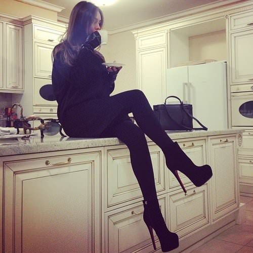 sexy kitchen guest