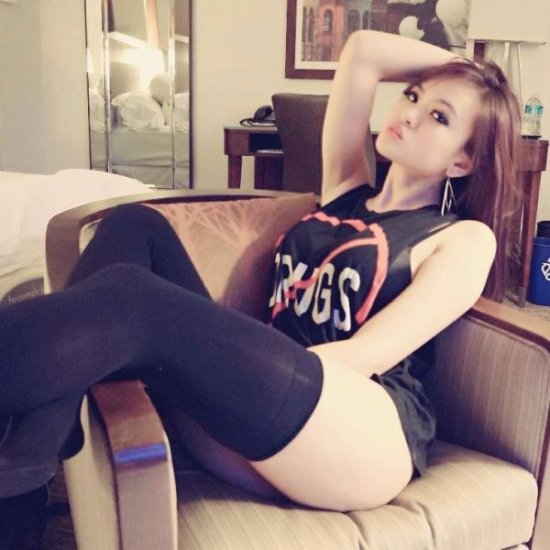 those legs...