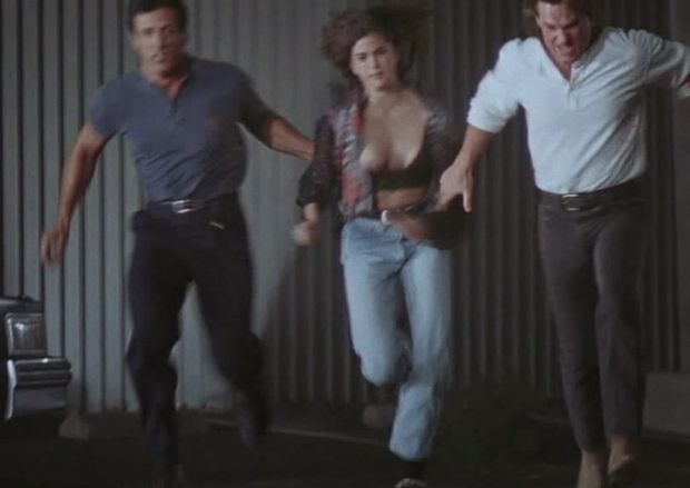 Teri Hatcher right boob keep falling out while running - Tango & Cash