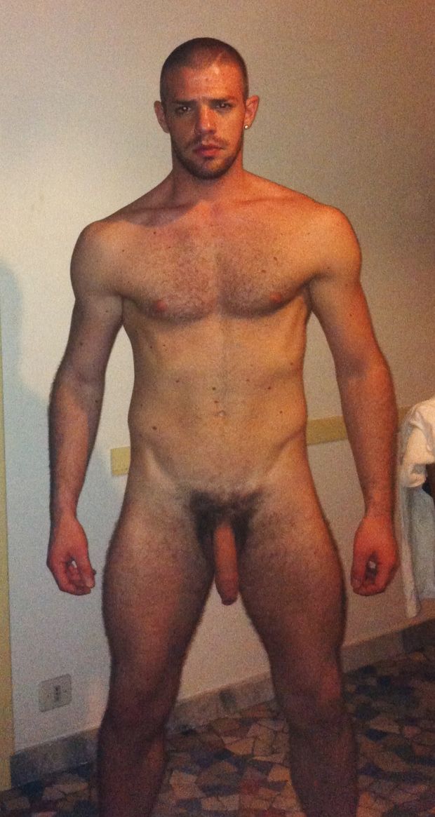 Andrea Serra (aka @insucoro)