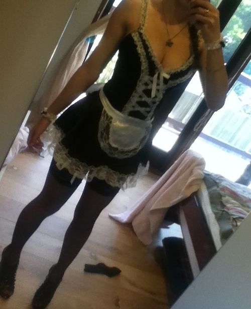 Reblog 
lets play dressups.

That’s a very sexy outfit anon,...