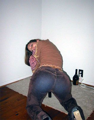 Very hot ass in tight jeans
