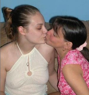 Lesbian Picture Heaven