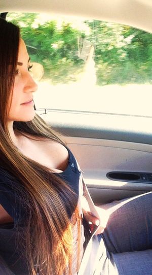 dont let that seatbelt constrict the boobs