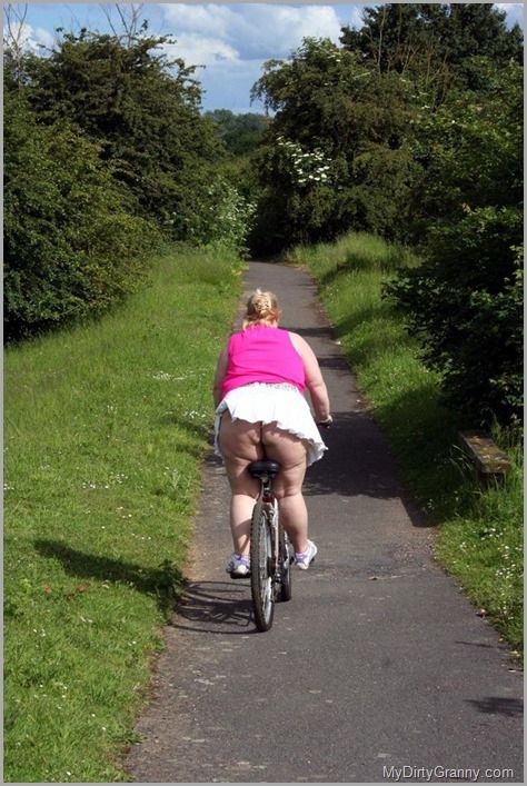 Very Nice Fat Country Granny Up-Skirt in Bicycle