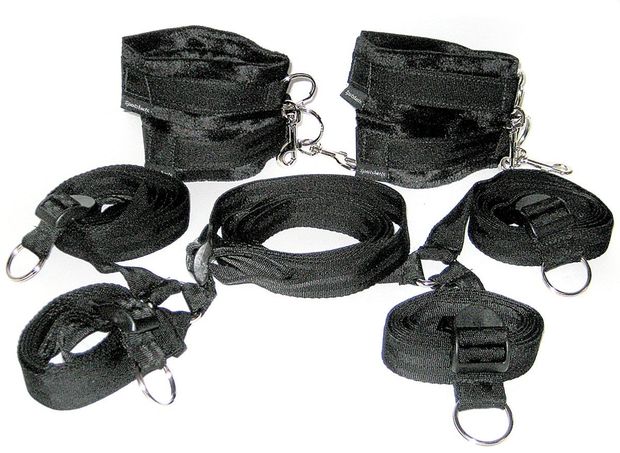 Fulfill your bondage sex fantasies with Bed Restraint System online sex toy