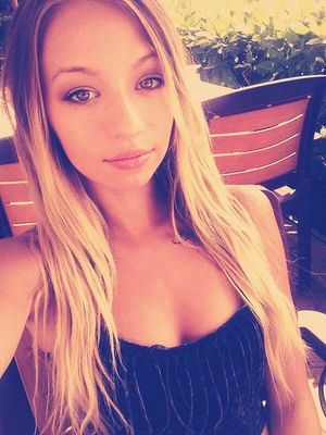 Reblog: Here you can find more sexy girlfriend and ex girlfriend...