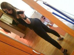 Brunette with nice yoga pants ass