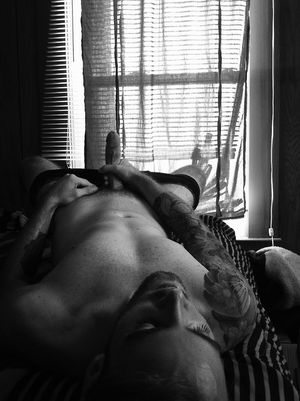 Reblog cl0udeddd.tumblr.com This is a great submission, thank...