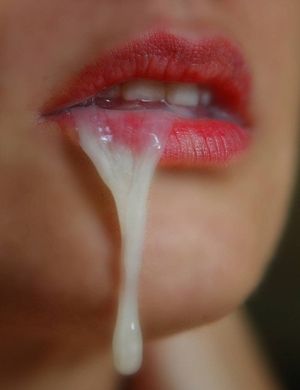 Hold my cum in your mouth baby