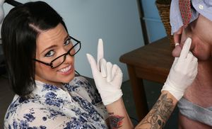 Sizequeen Juelz Ventura