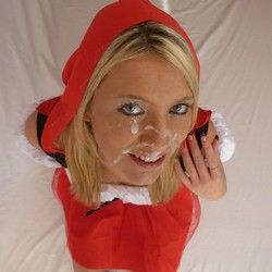 hot blonde german Daynia got a nice cumshot in her face