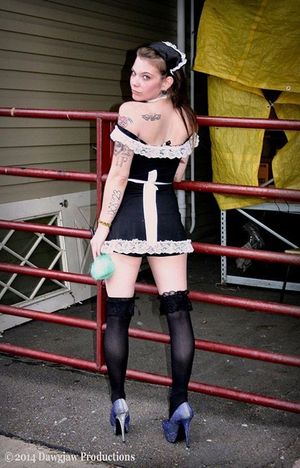 Jennifer Pitta Plays Dress Up