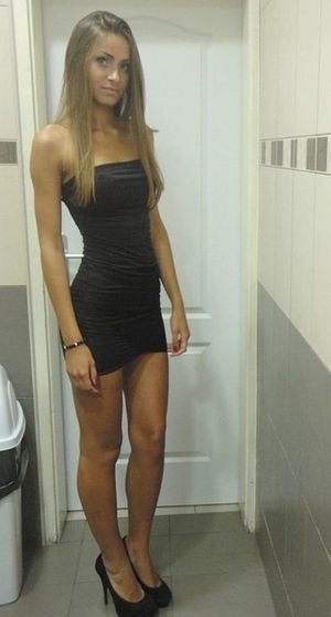 Tight black dress, sexy legs