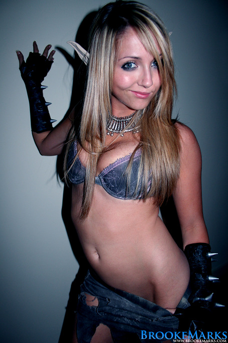 Shameless elf honey Brooke Marks ready to show you her heavenly body