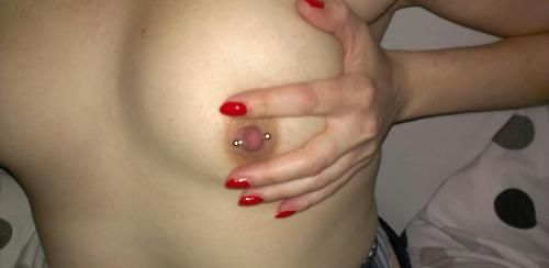 Reblog 
secretlittlesubslut.tumblr.com
Happy topless Tuesday :)...