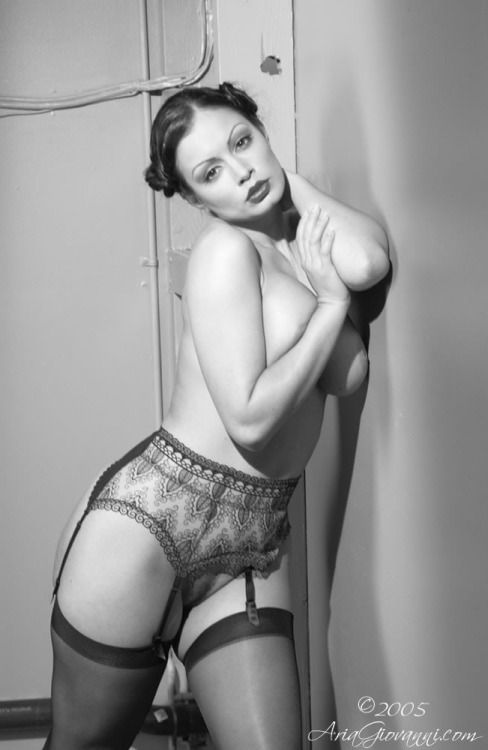 aria giovanni in b&w