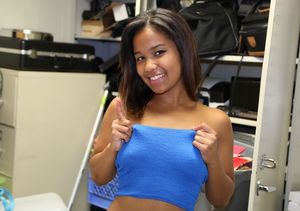 Sexy Filipina-American Loni flashing brown tits outdoors