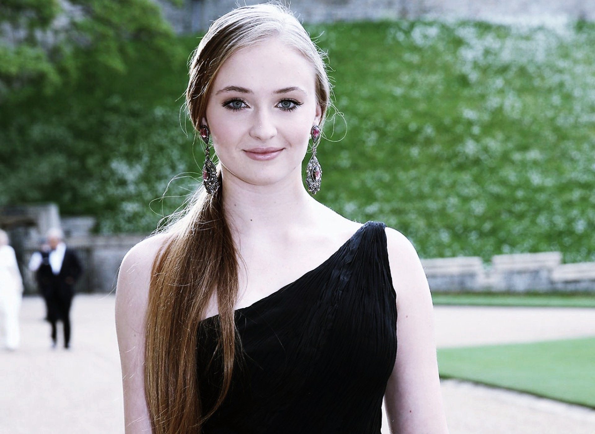 sophie turner