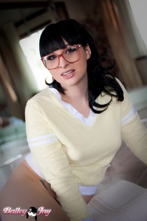 Super hot Bailey Jay posing as a horny nerd