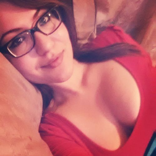Her hot selfshots