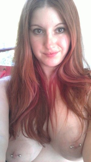 Nice breasts in this selfie