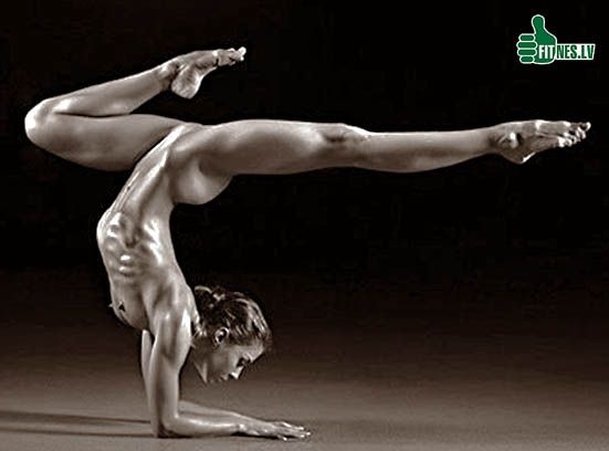 Nude yoga