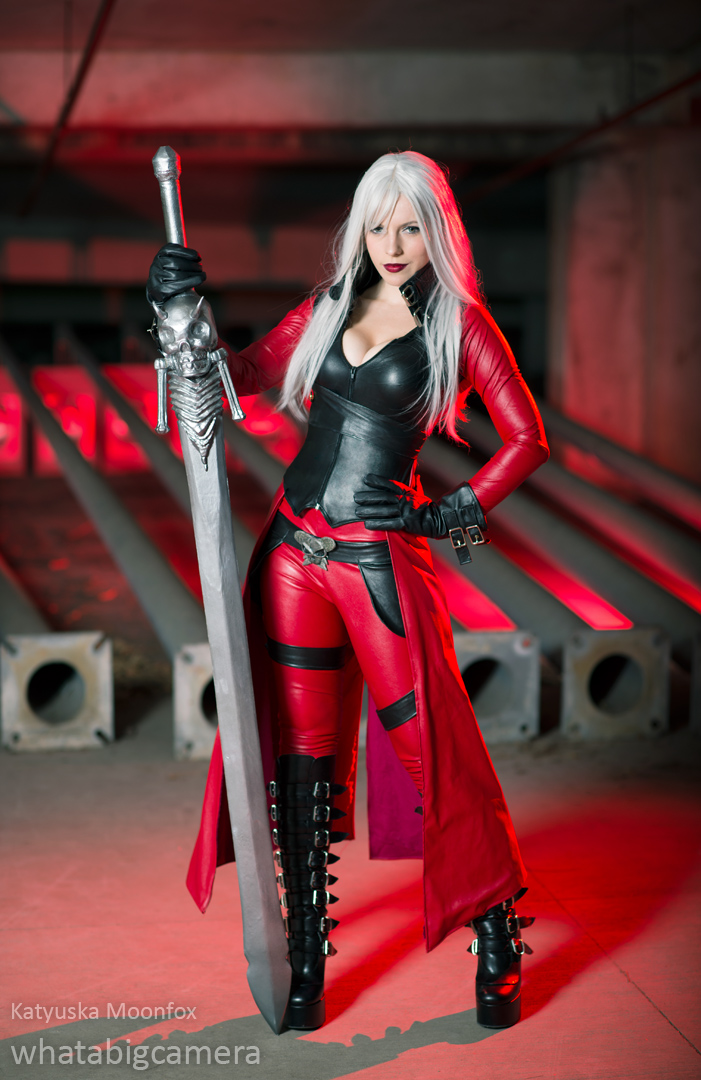 Dante (from Devil May Cry) reverse cosplay