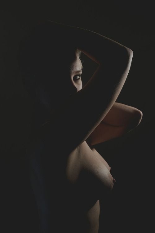 Reblog we-want-porn:
drowningintheriver.tumblr.com
Here are...