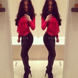 Her hot selfshots
