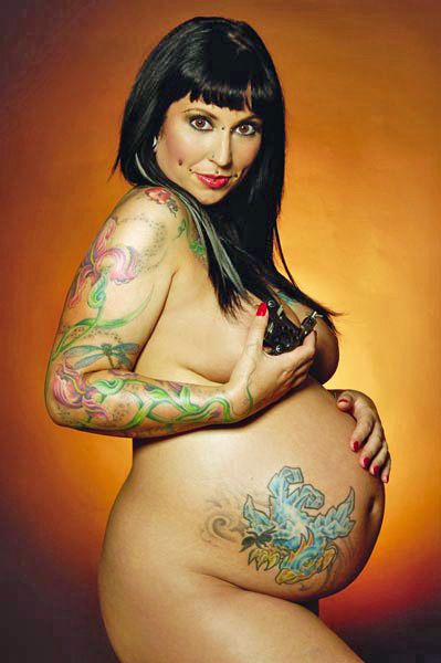 Tattooed preggo