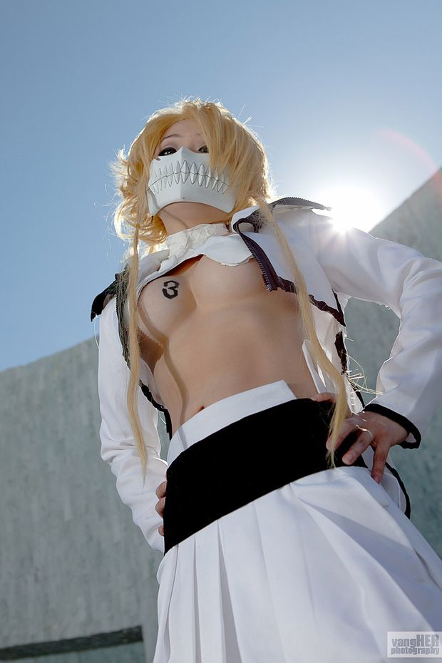 Tier Harribel (from Bleach) cosplay