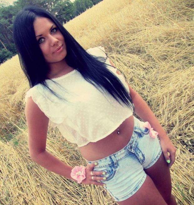 perfect teen babe