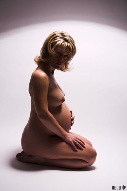 MORE HOT PREGNANT