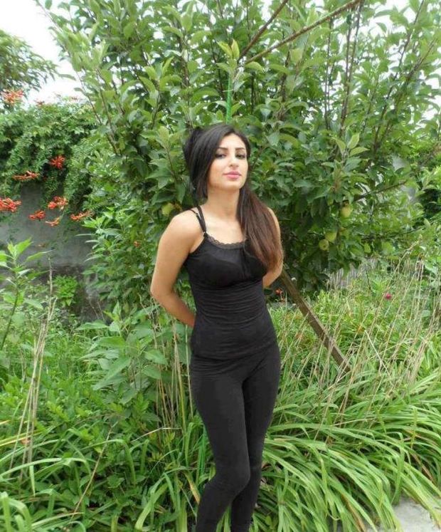 arab teen girl
