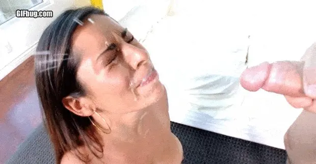 Latin slut Sofia Rivera facial cumshot