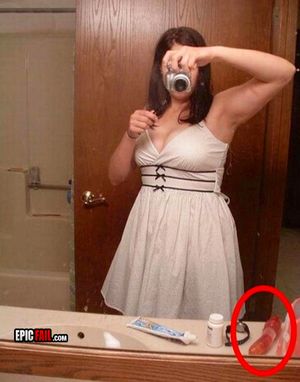 Amateur forgets to hide her dildo