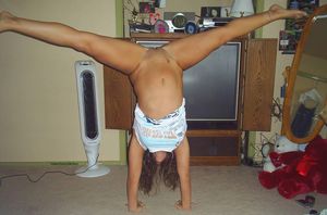 flexible shaven amateur