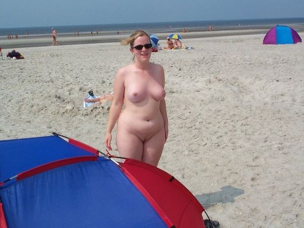 plump happy trimmed
