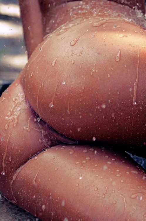 Hot wet ass