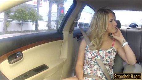 Stranded teen Dixie screwed up in toilet