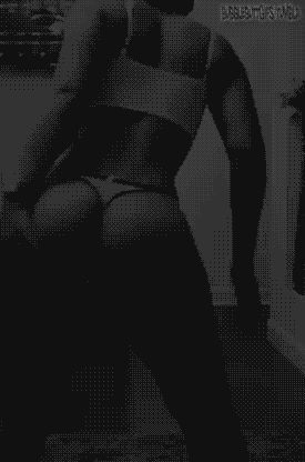 iamshizznasty: bubblebuttgifs: tw3rk4acheck Love her style&#8230;