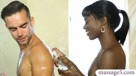 Ebony masseuse gives nuru massage n fuck