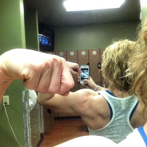 @sharlenef_8: Today was #backday at #goldsgym They have a...