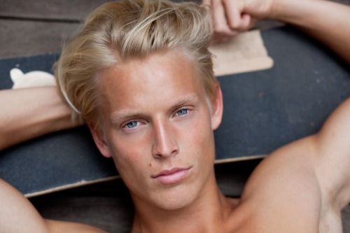 Reblog: homotography:
Thor Bülow by Sam Scott Schiavo