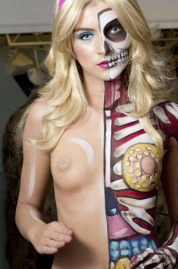 Awesome body paint