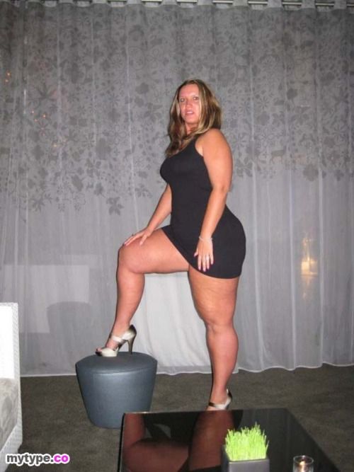Thighs Thick Legs Curvy Voluptuous Wide Hips Big Booty Rubenesque