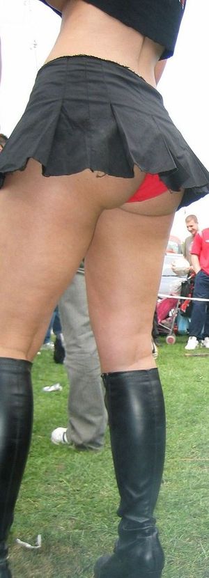 Upskirt Panties Nice Arse.