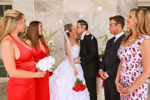 Julia Ann, Nicole Aniston, Brooke Wylde, & Brooklyn Chase at Naughty America