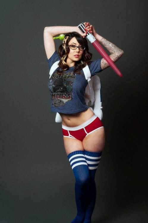 Luz Sonriente starwars pinup nerd